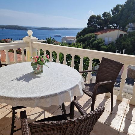 Apartmens Spiko 2 Hotel Đảo Hvar Ngoại thất bức ảnh